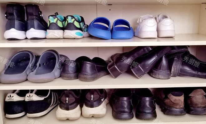 不顺”：扔鞋子有大讲究真不是迷信！J9数字平台过年“旧鞋3不扔扔了家(图2)